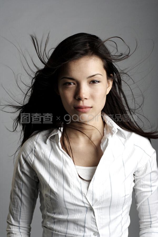 霓虹陷阱 一对一